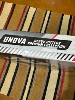 Pokemon TCG Unova Heavy Hitters Premium Collection Black Bolt & White Flare NEW - Image 4