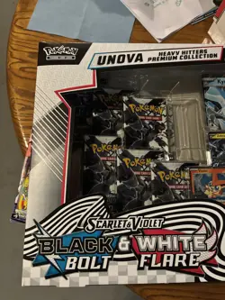 Pokemon - Unova Heavy Hitters Premium Collection (SV Black Bolt & White Flare) - Image 1