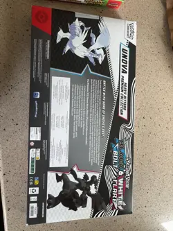 Pokemon - Unova Heavy Hitters Premium Collection (SV Black Bolt & White Flare) - Image 2