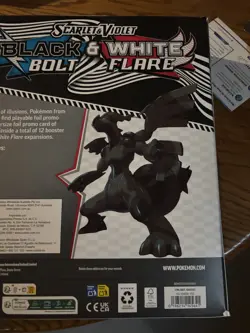 Pokemon - Unova Heavy Hitters Premium Collection (SV Black Bolt & White Flare) - Image 5