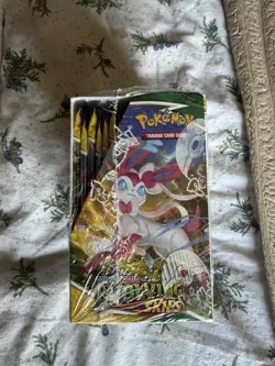 Pokemon TCG Evolving Skies Booster Box 36 Packs, New and Sealed - Image 3