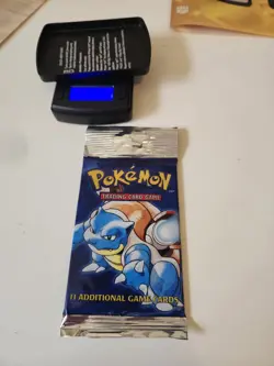 Sealed Pokemon TCG Base Set Blastoise Art Booster Pack 11 Cards 1999 - Image 2