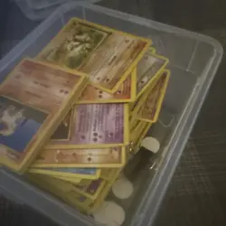 Pokemon Bulk Including Some 1999 Cards - Image 4