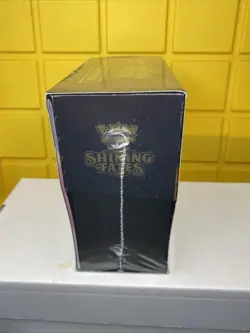 Pokemon TCG Shining Fates Elite Trainer Box ETB Brand New Sealed 820650808173 - Image 4