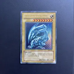 Blue-Eyes White Dragon Rare Holo Yu-Gi-Oh Card SDK-001 - Image 1