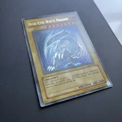 Blue-Eyes White Dragon Rare Holo Yu-Gi-Oh Card SDK-001 - Image 2