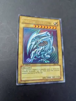 Yu-Gi-Oh Blue-Eyes White Dragon SDK-001 1st Edition Ultra Rare Starter Deck AE - Image 3