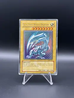 Yu-Gi-Oh 3x Blue-Eyes White Dragon SDK-001 Ultra Rare Unlimited HP/ Damaged - Image 4