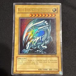 Konami Yu-Gi-Oh! Blue-Eyes White Dragon SDK-001 Starter Deck Kaiba UR Holo EN - Image 1