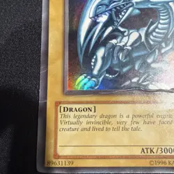 Konami Yu-Gi-Oh! Blue-Eyes White Dragon SDK-001 Starter Deck Kaiba UR Holo EN - Image 5