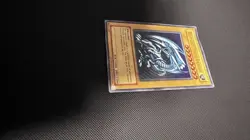 Konami Yu-Gi-Oh! Blue-Eyes White Dragon SDK-001 Ultra Rare Holo, Damaged - Image 4