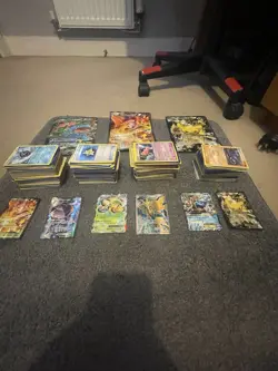 1000 Pokemon card job lot bulk collection inc holo/rev holos. NM COLLECTOR GIFT - Image 1