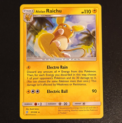 Pokemon Alolan Raichu 57/236 SM-Unified Minds Holo Rare English LP - Image 1