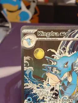 KINGDRA EX 131 HOLO PROMO SCARLET & VIOLET PROMO POKEMON NEAR MINT - Image 2