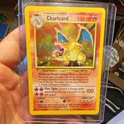 Pokemon TCG Charizard 4/102 Base Set Holo Rare 1999 English 120 HP - Image 1