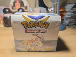 Pokemon TCG Brilliant Stars Booster Box 36 Packs Sealed NEW WITH ACRYLIC CASE✅ - Image 2