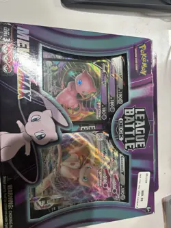 Pokemon TCG Mew VMAX League Battle Deck Fusion Strike 60 Cards English - Image 1