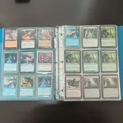 MTG: 1,321 Magic The Gathering Mixed Card Lot in Binder incl Foils (English) - Image 3