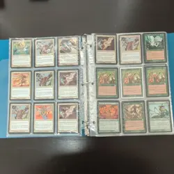 MTG: 1,321 Magic The Gathering Mixed Card Lot in Binder incl Foils (English) - Image 5