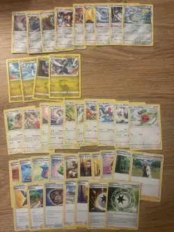 Pokemon Silver Tempest Lot 121 Cards 6 Holo And 1 Radiant NM - Image 4