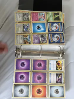 Binder Of ~1600 Pokemon Cards - Holographics - Full Arts - Alt Arts - Others - Image 4