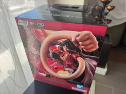 One Piece TCG English Ichiban Kuji Monkey D. Luffy Promo & Figure (OP13-001) - Image 1