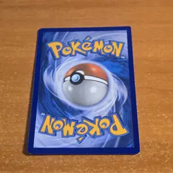 Beedrill • Evolutions • 7/108 • Reverse Holo • Pokemon Trading Card Game - Image 2