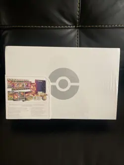 Pokemon TCG Sword and Shield Ultra Premium Collection Charizard Box 820650871115 - Image 3
