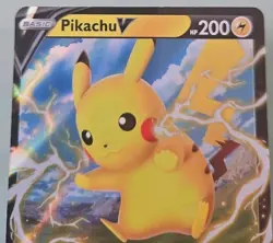 Pokemon Pikachu V 086/264 Fusion Strike Ultra Rare Holo NM - Image 3