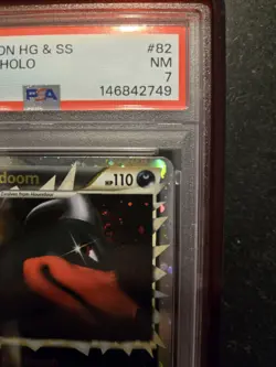 2010 POKEMON HEARTGOLD & SOULSILVER UNDAUNTED #82 HOUNDOOM-HOLO PSA 7 SWIRL*** - Image 2