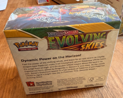 Pokemon TCG Sword & Shield Evolving Skies Booster Box in Acrylic case - Image 4