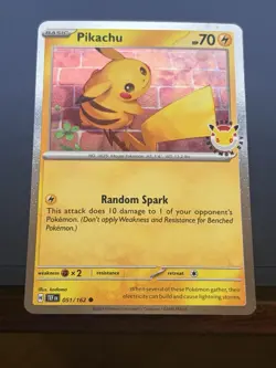 PIKACHU (POKEMON DAY 2026) 051/162 COSMO HOLO POKEMON - Image 1