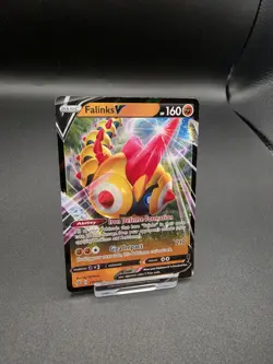 Pokemon TCG Falinks v Rebel Clash Holo Ultra Rare Card 110/192 Mint Condition - Image 3