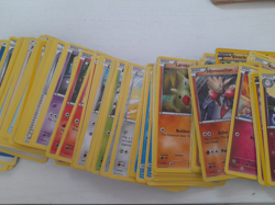 Pokemon TCG BREAKpoint Card Lot + Tin, Clefable 82/122, Hitmonchan & More - Image 1