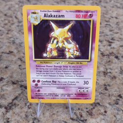 Pokemon TCG Base Set Alakazam 1/102 Holo Rare English 1999 WOTC 80 HP Unlimited - Image 1