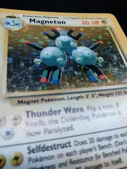 Pokemon Magneton 9/102 Holo Rare Base Set Unlimited WOTC 1999 Vintage Card - Image 2