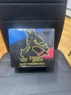 Pokemon TCG: Crown Zenith Elite Trainer Box - 10 Packs 820650851476 - Image 1