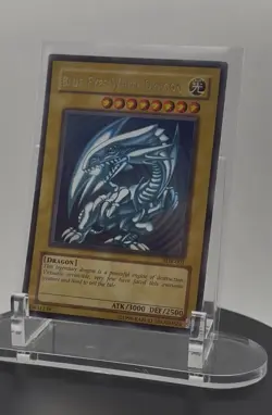 Konami Yu-Gi-Oh! Blue-Eyes White Dragon SDK-001 Starter Deck Kaiba Ultra - Image 1