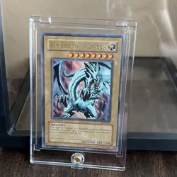 Konami Yu-Gi-Oh! Blue-Eyes White Dragon LOB-001 1st Ed Ultra Rare EN - Image 1