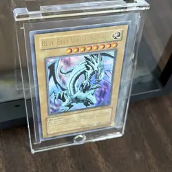 Konami Yu-Gi-Oh! Blue-Eyes White Dragon LOB-001 1st Ed Ultra Rare EN - Image 2