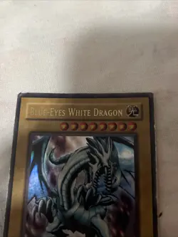 Yu-Gi-Oh! Blue Eyes White Dragon Hologram Foil Vintage ( LOB-E001 ) - Image 3