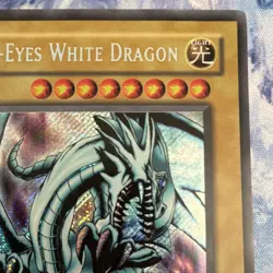 Konami Yu-Gi-Oh! TCG Blue-Eyes White Dragon FL1-EN001 LE Holo Secret ENG - Image 5