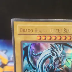 Konami Yu-Gi-Oh! Blue-Eyes White Dragon LOB Secret Rare 1st Edition IT - Image 2