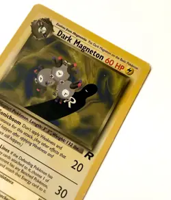 Dark Magneton 28/82 Team Rocket Pokemon Card WOTC Rare Non Holo MP Vintage - Image 4