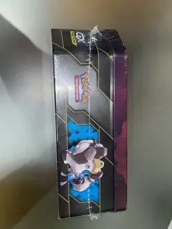 Pokemon TCG TAG TEAM Tin Garchomp & Giratina-GX Sealed Promo Booster 2019 - Image 4