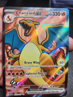 The Pokemon Company Charizard 4/102 Base Set Holo Rare English 120 HP - Image 1