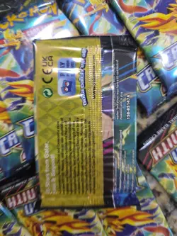 Pokemon TCG Sword & Shield Crown Zenith Booster Pack Sealed - Image 2