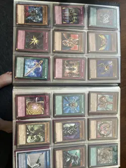 🔥🔥🔥🔥Yugioh Binder Lot Of Cards - Image 4