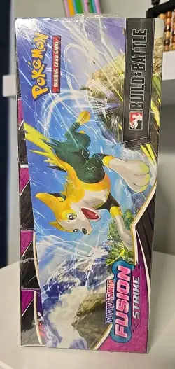 Pokemon TCG: Sword & Shield - Fusion Strike Build and Battle (Display Box of 10) - Image 4