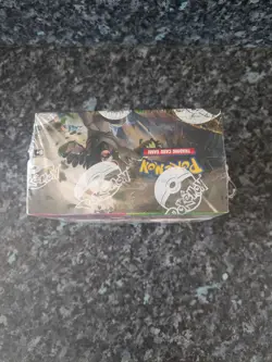Pokemon Card - Vivid Voltage Booster Box - SEALED - Sword & Shield in case - Image 4